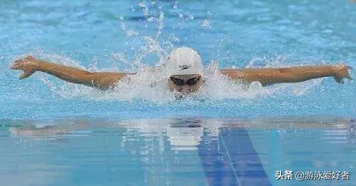 蝶泳屁股不出水练习,蝶泳屁股不出水怎么治