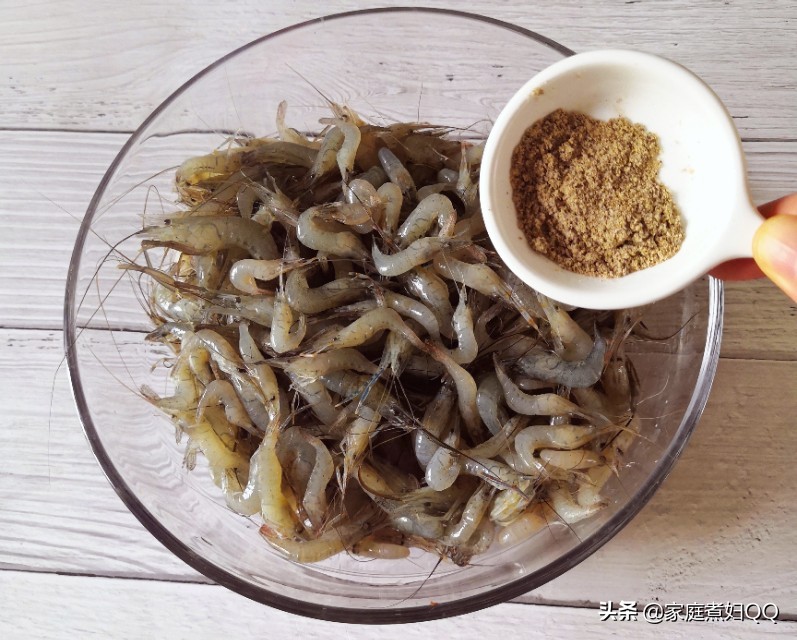 小虾怎么做简单又好吃适合孩子,小虾怎么炸着吃又酥又脆