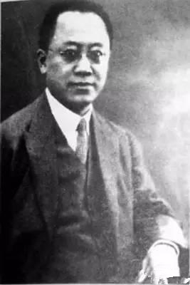 老婆号称“金刚钻老太太”，旧上海地产大王程谨轩如何发家的？