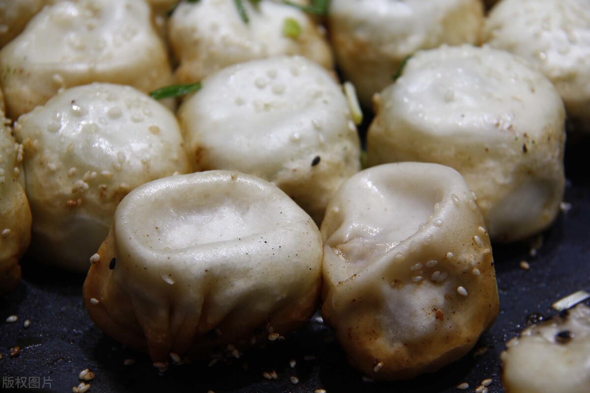 正宗生煎包技术培训,哪里学生煎包技术好