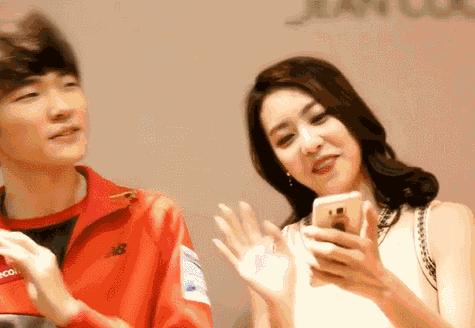 faker鐨刟j4,2019faker绌跨殑aj