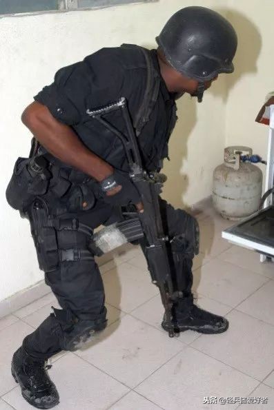 南非狙击步枪,南非最强大的狙击枪