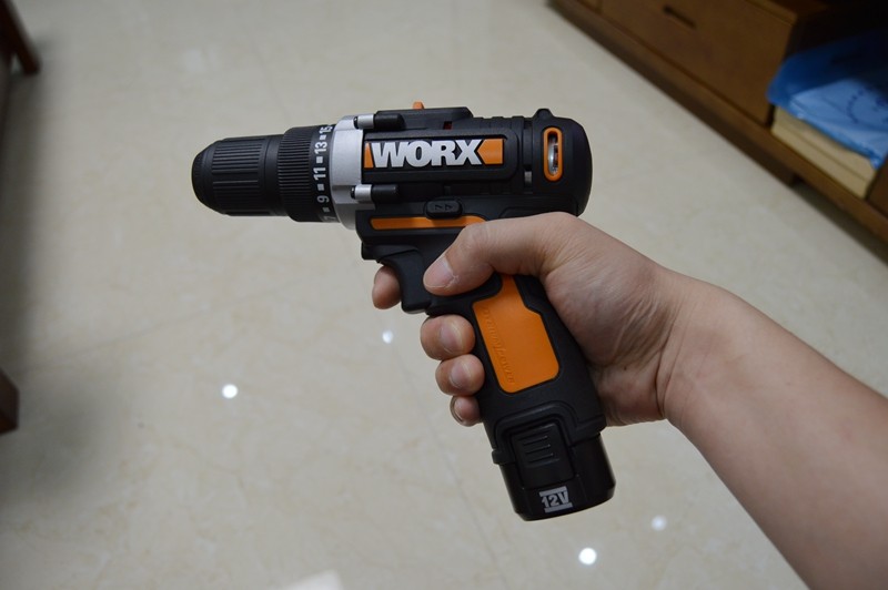 电动螺丝刀16v和12v有什么区别,居家必备神器多功能电动螺丝刀