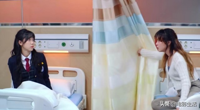 新沙雕韩剧！女主遇见17岁的自己，男主被误认为暴露狂笑出猪叫