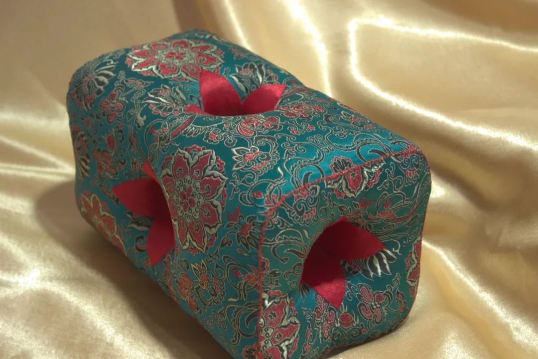 *合六**枕||走入故宫博物院的包头手艺