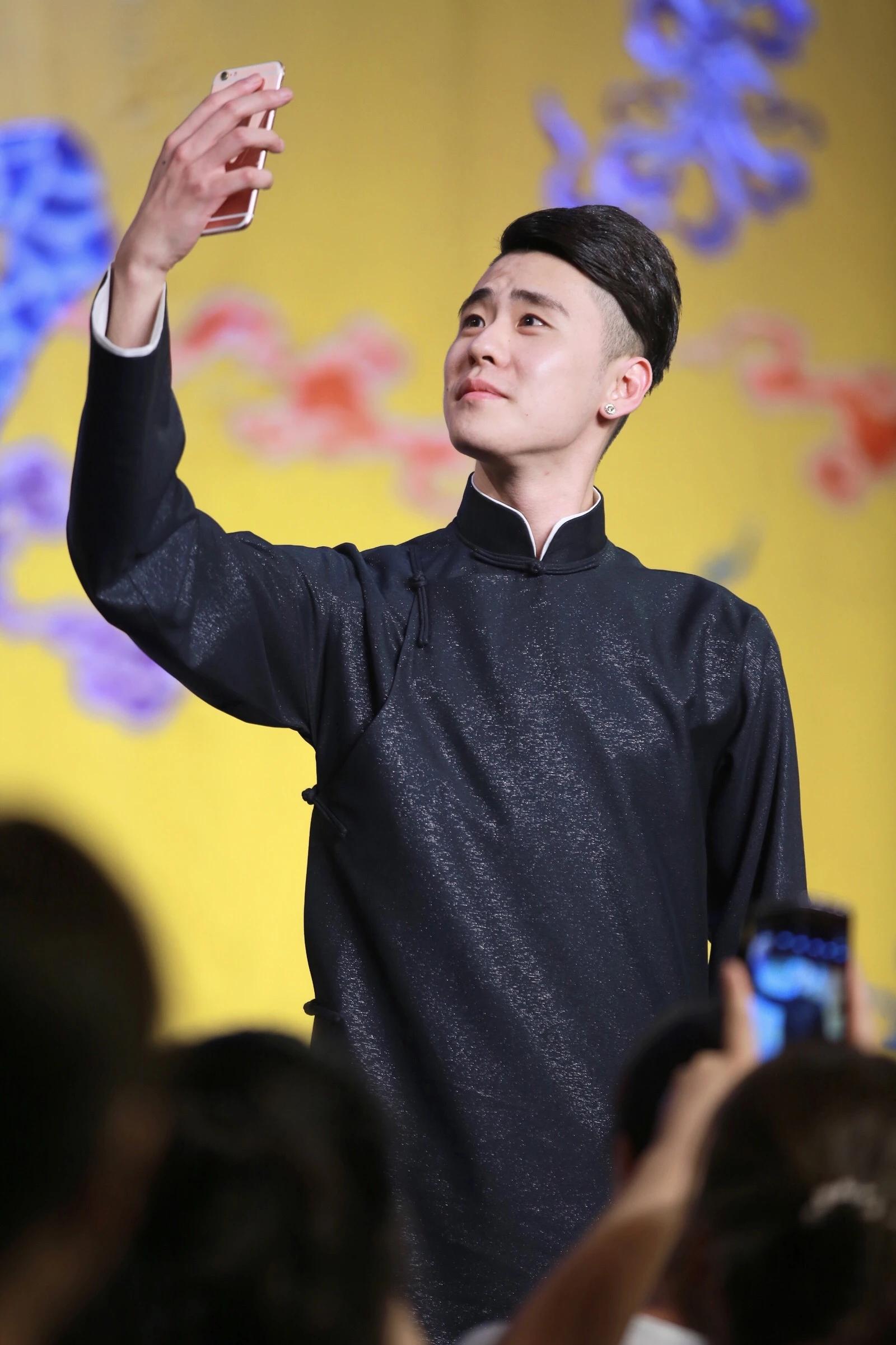 张云雷原来的发型,张云雷换了发型才火的