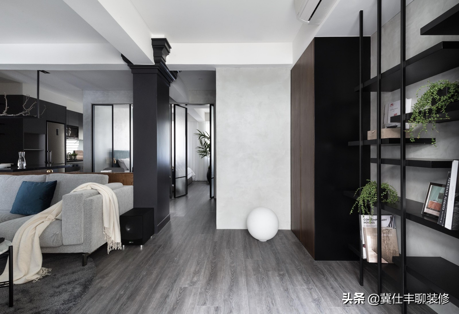 庭院玻璃隔断门效果图,高级感玻璃隔断墙强烈推荐