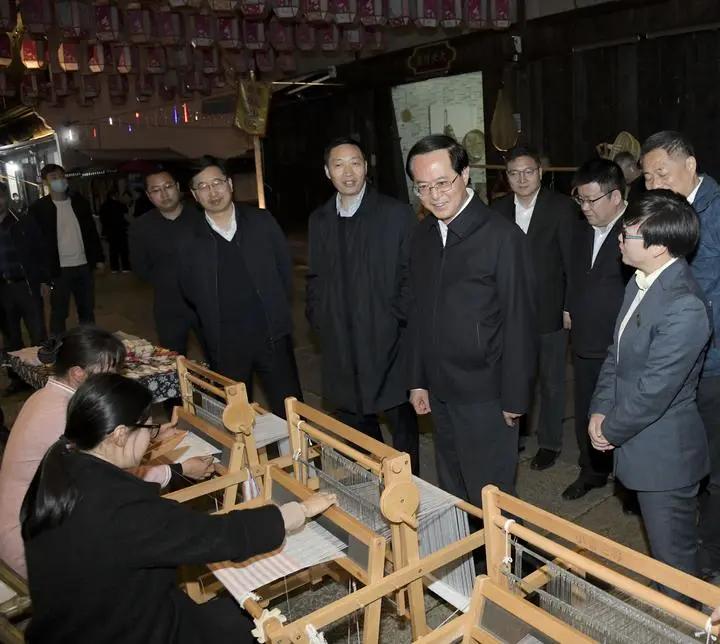 如何提振旅游业、建好特别生态功能区？车俊赴淳安调研