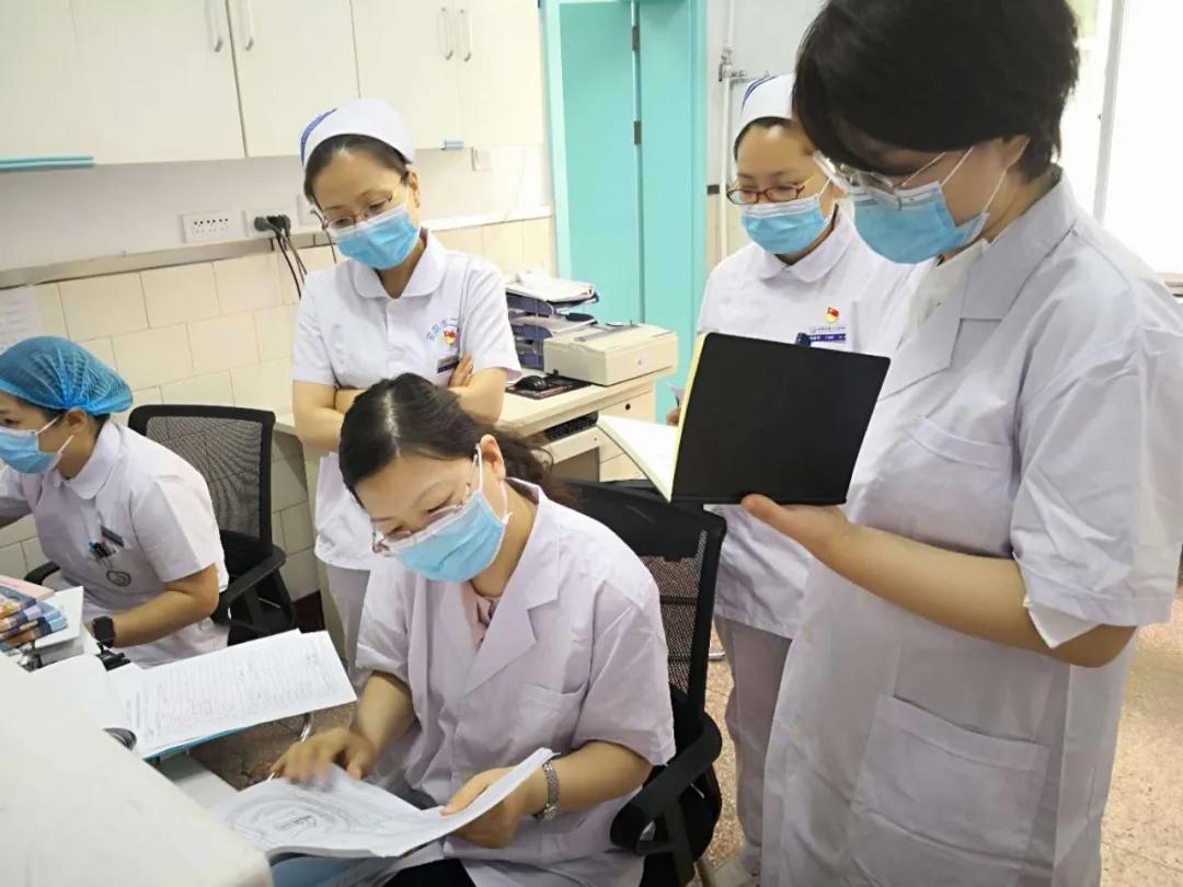 二甲复审顺利通过三句半,医院二甲复审坚持以患者为中心