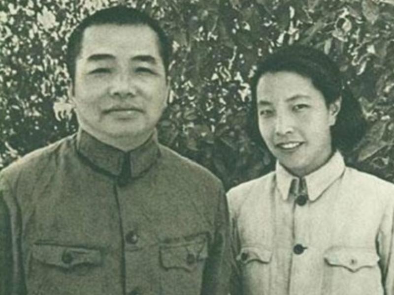 彭德怀一生无子，去世后留下48000元遗产，最终都分给了谁？