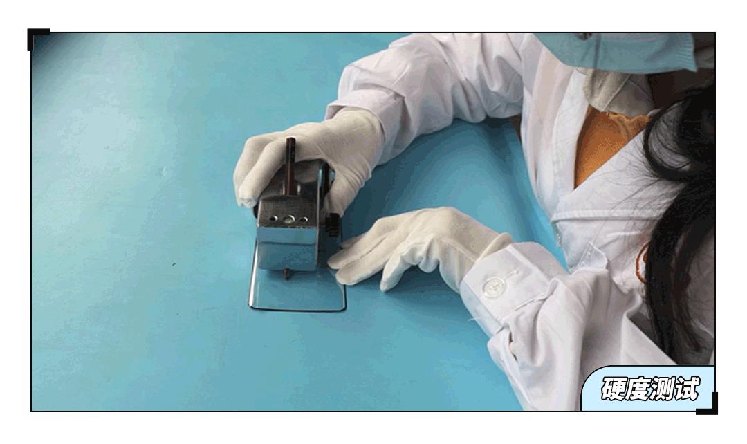 曲面屏钢化膜推荐最新,平板贴钢化膜有气泡白边