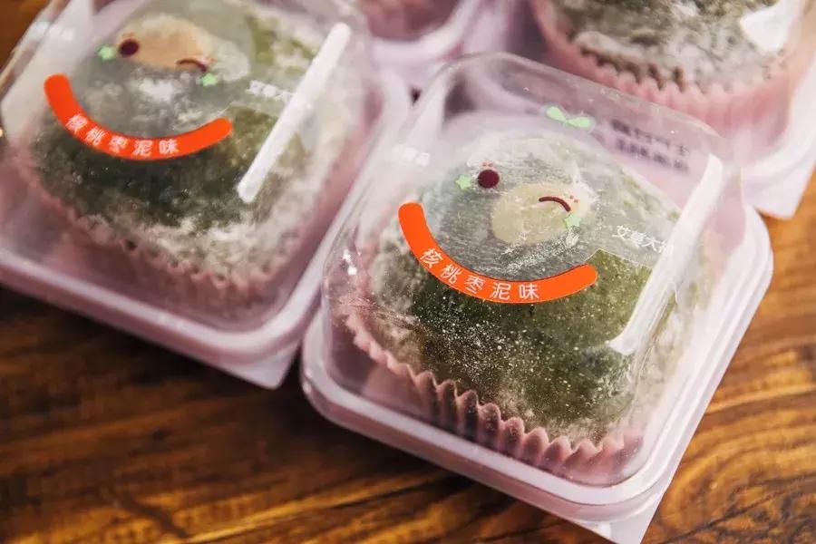 这两家朴实的青团，秒掉了市面上各种作妖对手...