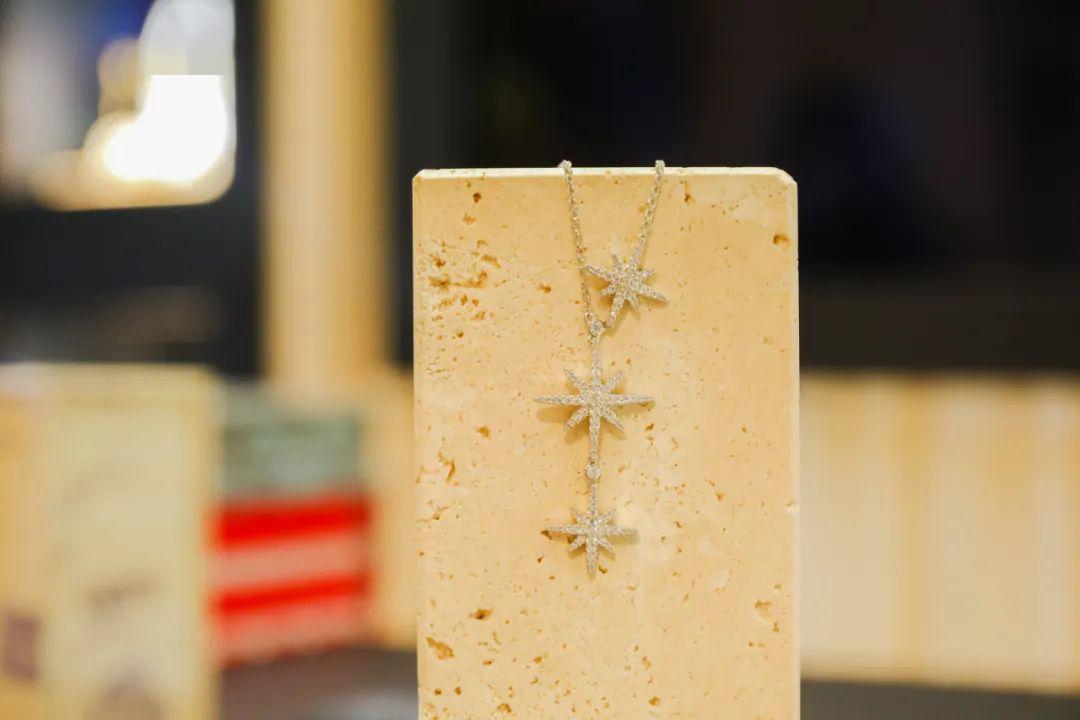 不看血亏！5.9折的克拉钻、买正装送正装的YSL，成都就这儿有