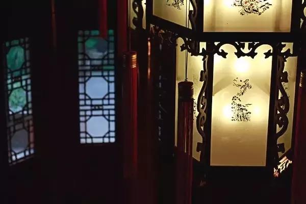 宫灯,流影中的精致时光