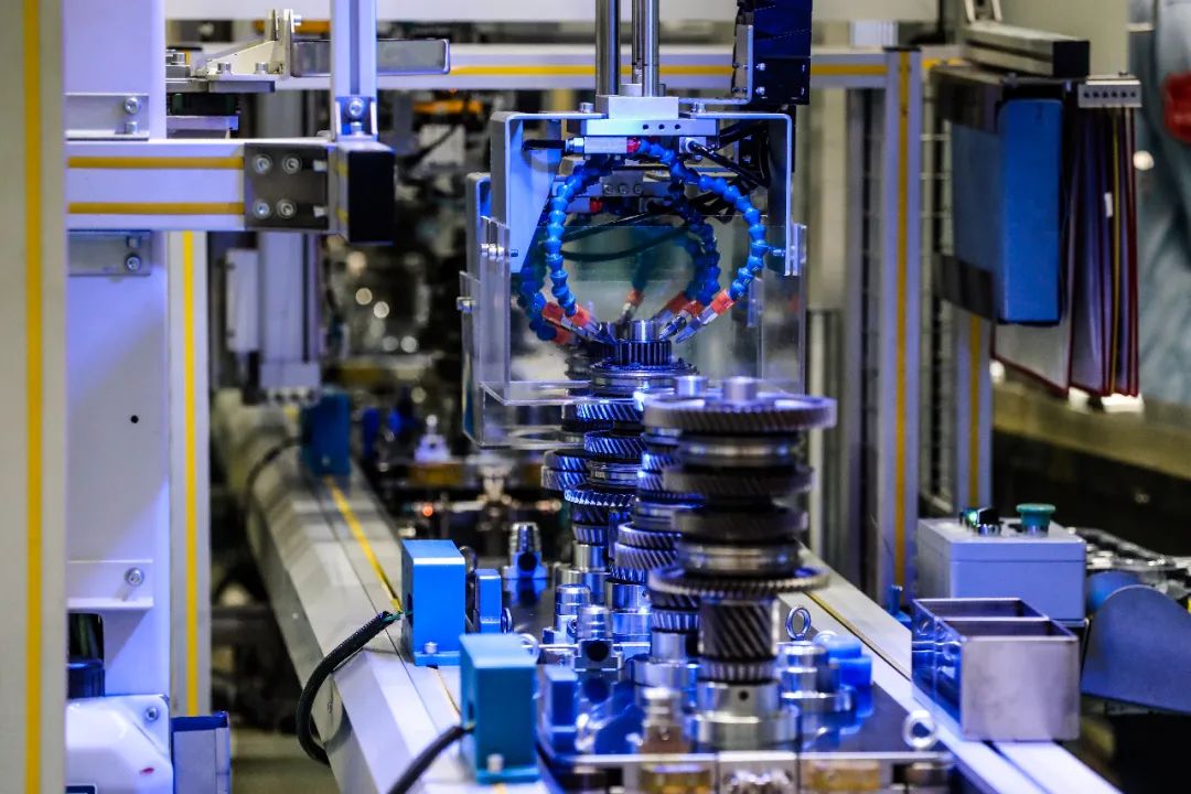 国产造不出好的发动机变速箱,青山工业双离合变速箱