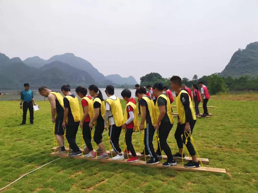 广东旅游景点游乐场玻璃桥,仙女山旅游攻略溶洞