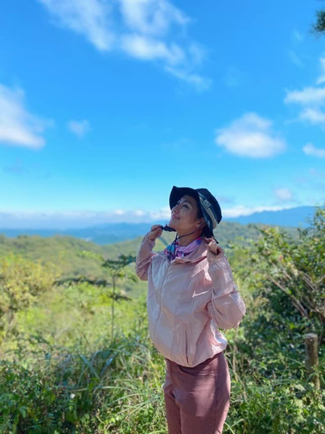 任家萱离婚后续,任家萱离婚首次面对媒体