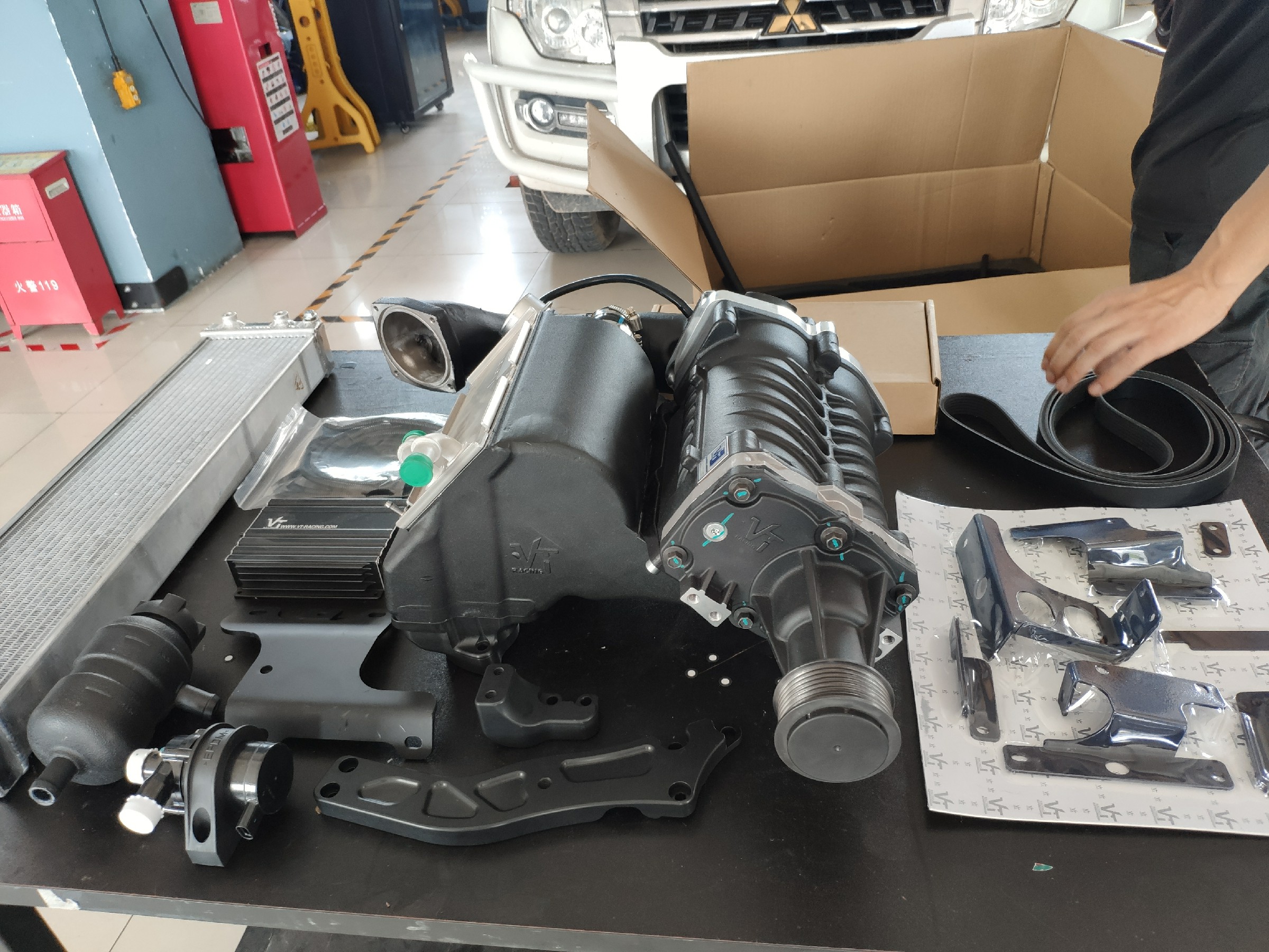 越野车三菱帕杰罗怎么样,帕杰罗车越野