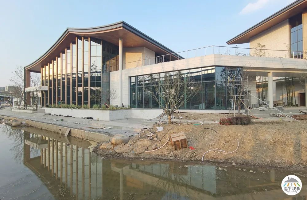 临平体育馆改扩建有篮球场吗,体育公园篮球场施工