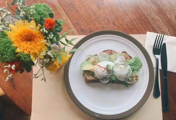 上海凭什么消费那么高,学生党上海旅游消费