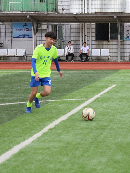 龙门女孩邬炜莹成功入选首批校园足球国家队