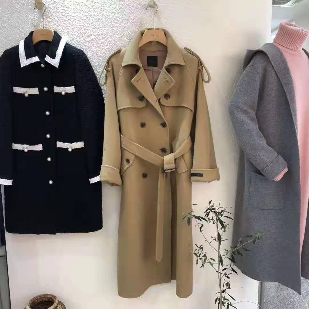 2018年韩国爆火的红蓝两边外套,韩国最新外套穿搭