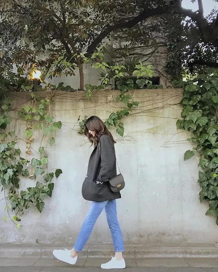 陈伟霆近期恋情,陈伟霆跟国际超模合照