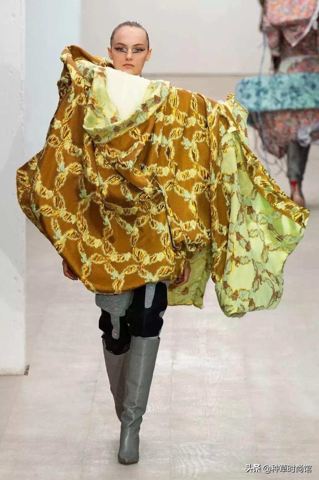 对不起是我不配什么梗,对不起是我不配伴奏