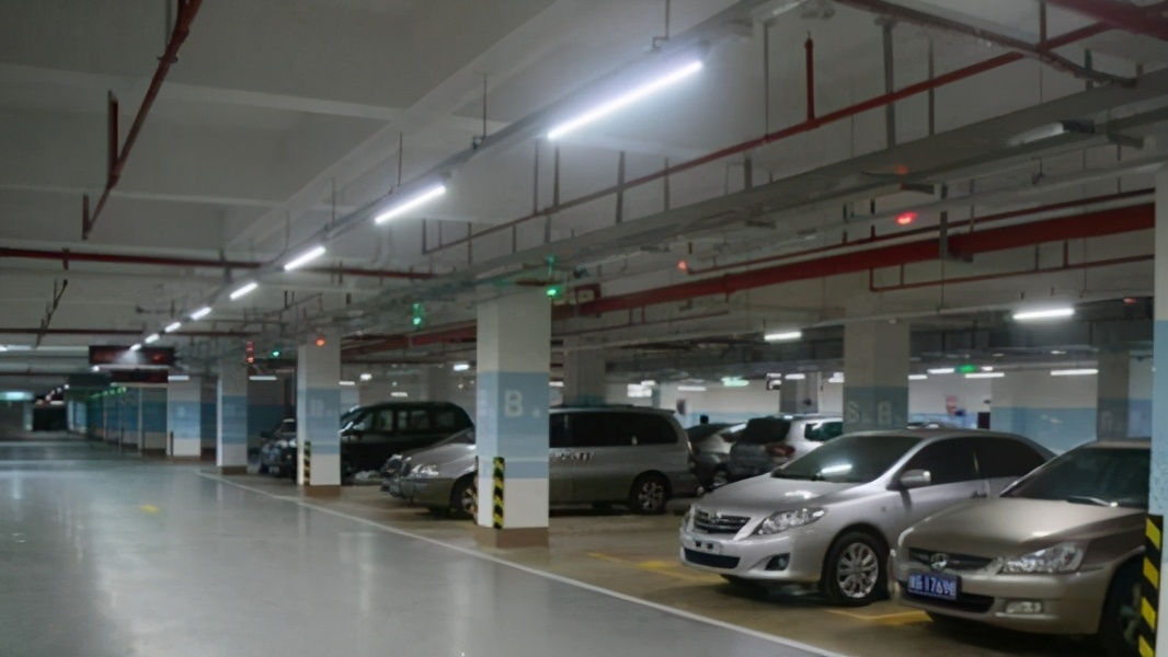 梅婷的前夫鄢颇现状,梅婷前夫鄢颇怎么回忆梅婷