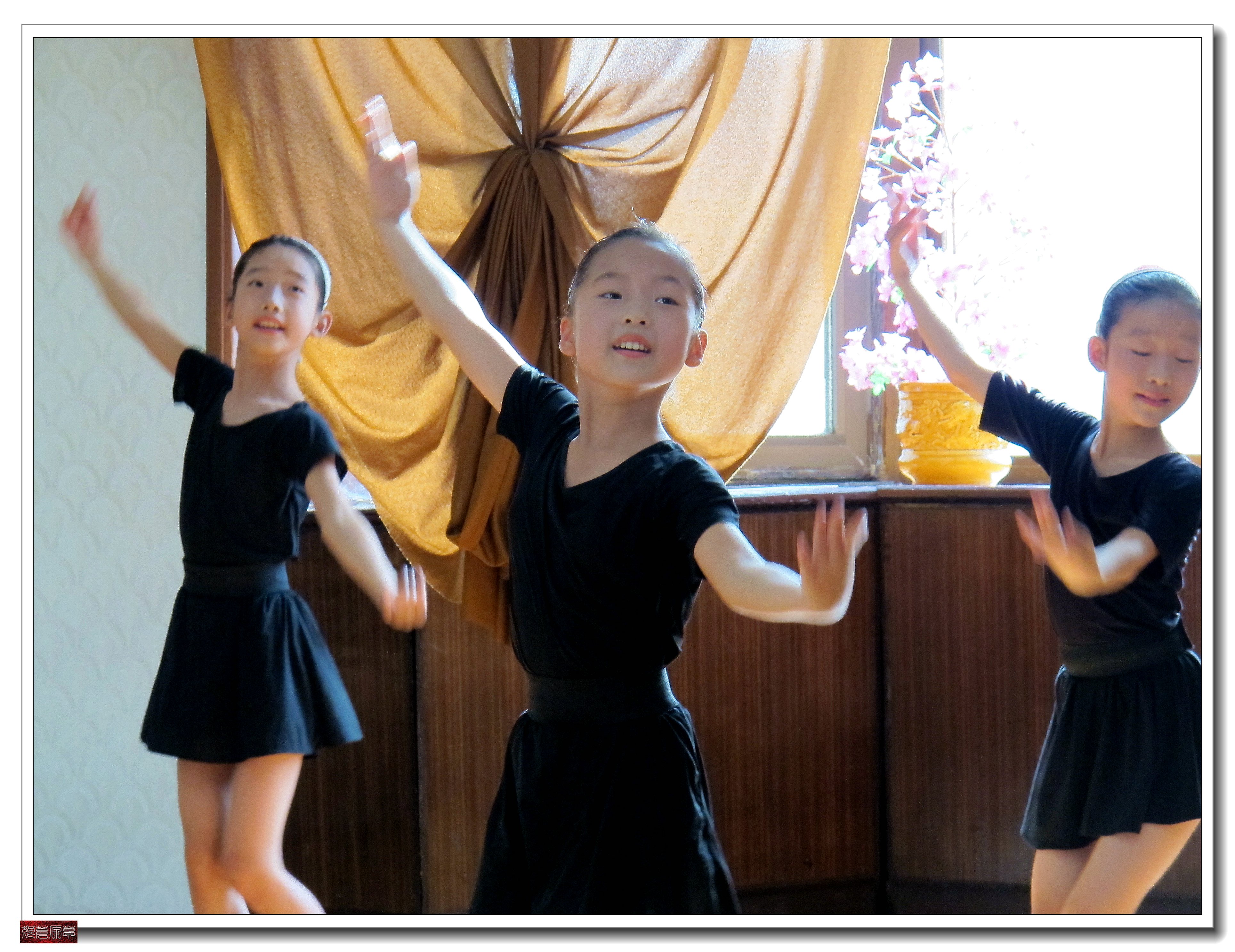 走进神秘国度纪录片,十年前朝鲜万景台少年宫视频