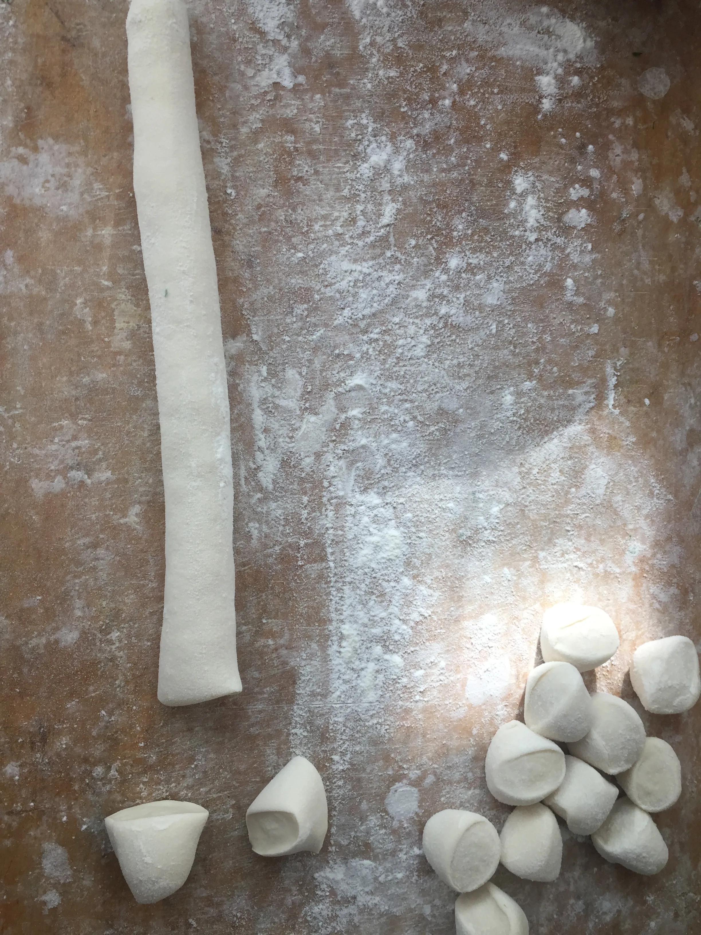 绿萝卜饺子素馅最正宗的做法,蘑菇素馅饺子馅家常做法大全