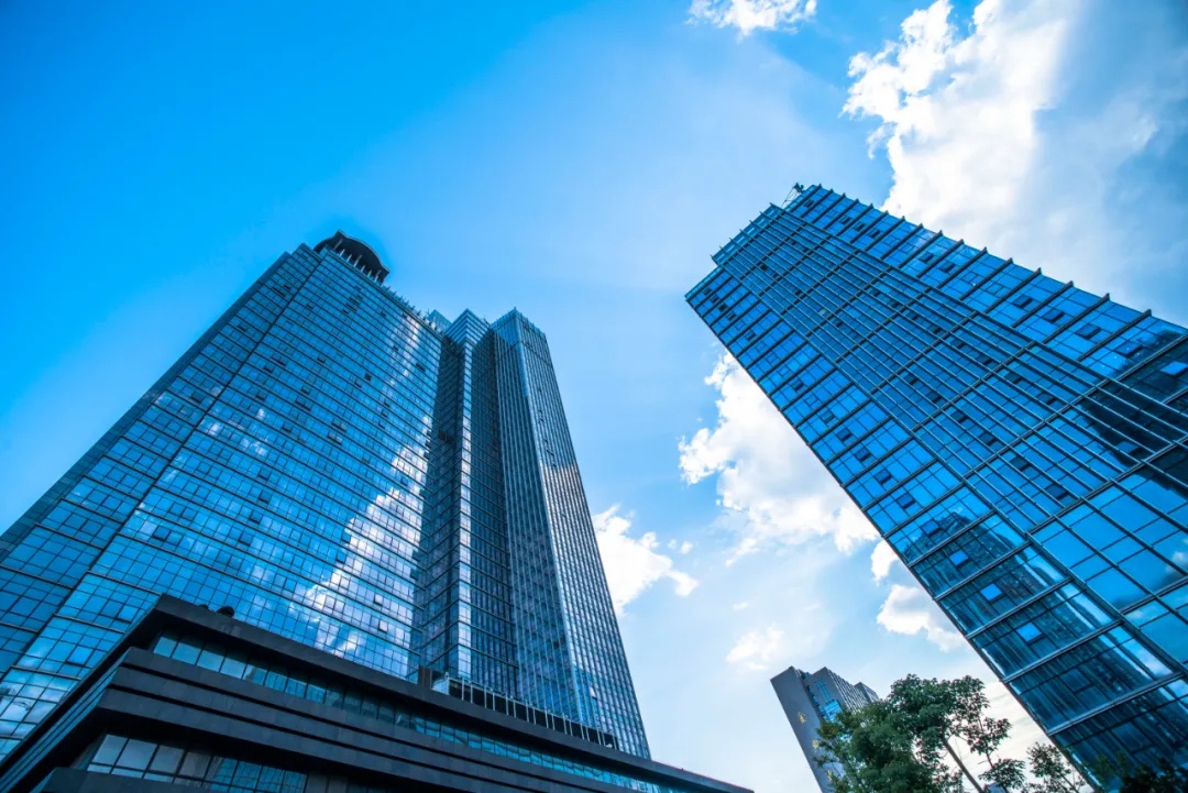 数月入账6亿多，他的人生“小目标”掉进一个黑洞……