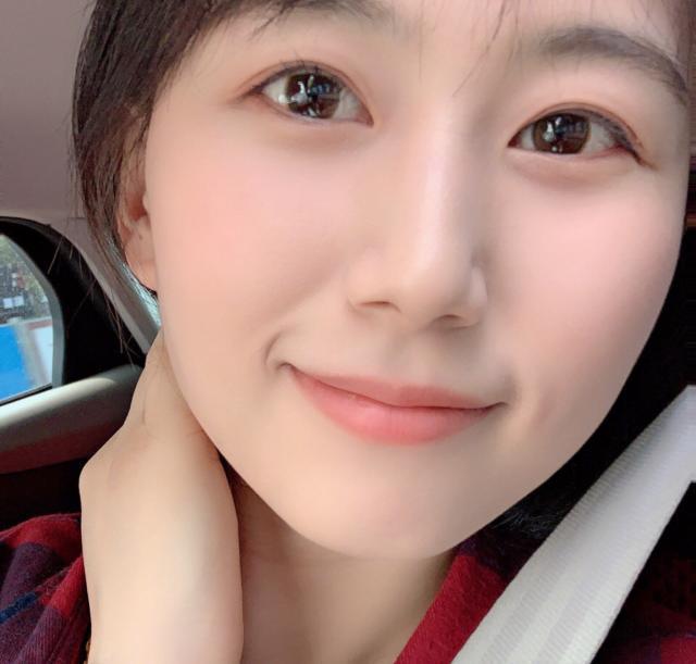 如何收缩脸部毛孔粗大的方法,脸毛孔粗大收缩毛孔最有效的方法