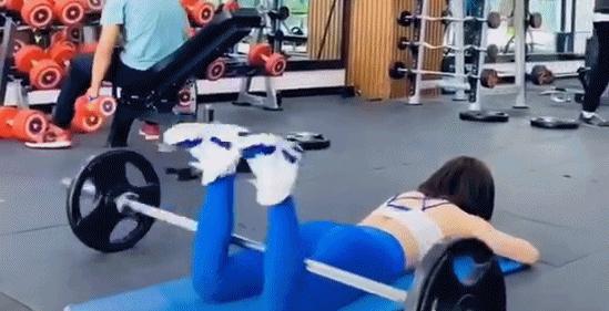 抖音臀腿挑战,抖音挑战腿围