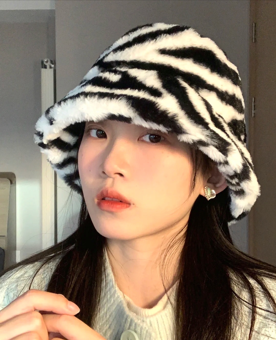 冬天女生帽子搭配,冬天帽子搭配衣服的技巧