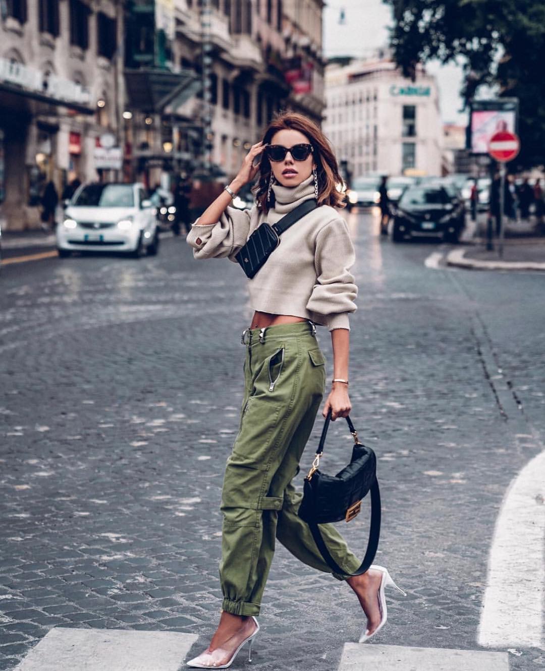 小个子千万不要穿直筒阔腿裤,小个子不要选择束脚裤