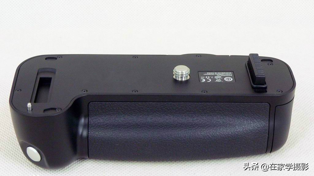 新手买相机看哪些参数,新手入门尼康相机买什么镜头