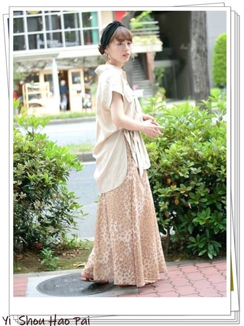 豹纹半身裙怎么搭配好看夏天,豹纹半身裙怎么搭配好看