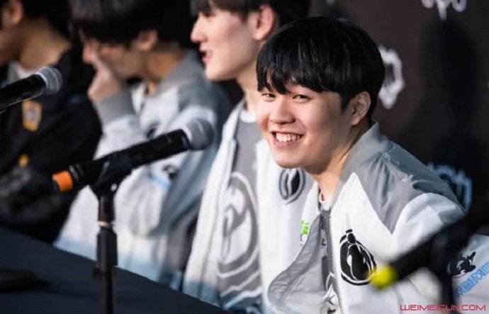 电竞中的金庸武林——各俱乐部间的华山论剑，Rookie竟是张无忌！