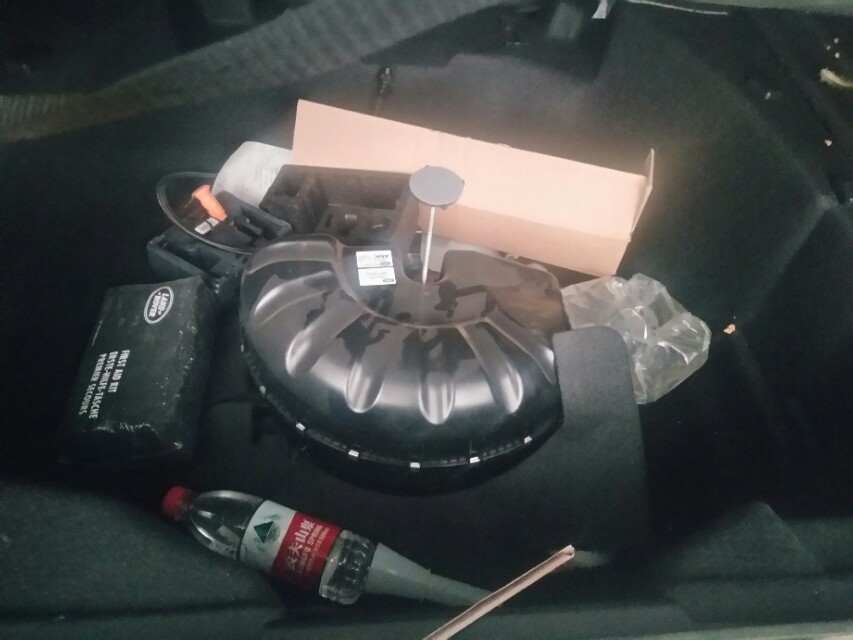 路虎揽胜悬挂漏气如何处理,路虎揽胜报举升故障