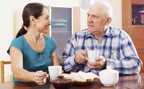 钟南山院士提倡多饮牛奶,钟南山院士建议多喝牛奶强壮身体