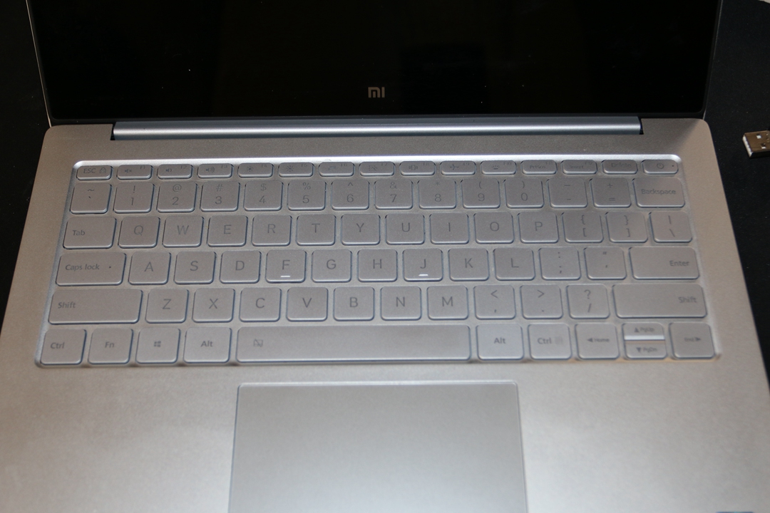 小米手机摔了一下不能开机怎么办,小米11摔了一下就开不开机了