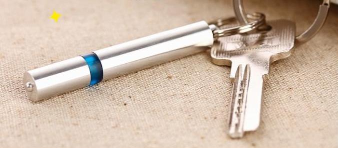 冬季衣服静电如何消除,小孩经常被静电电到是怎么回事