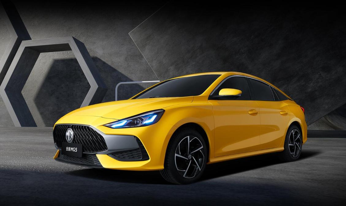 名爵mg5和科鲁泽rs怎么选,名爵5和科鲁泽1.3哪个省油