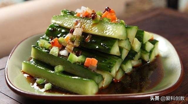 话题:切黄瓜前喷酒精,是科学还是张精!为保护孩子必须讨论清