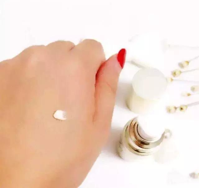 城野医生护肤品真能收缩毛孔吗,城野医生毛孔细致水有股薄荷味