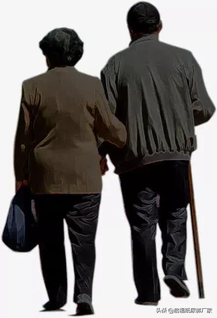 他给妈妈的买的第一份礼物,竟然是一包成人纸尿裤...