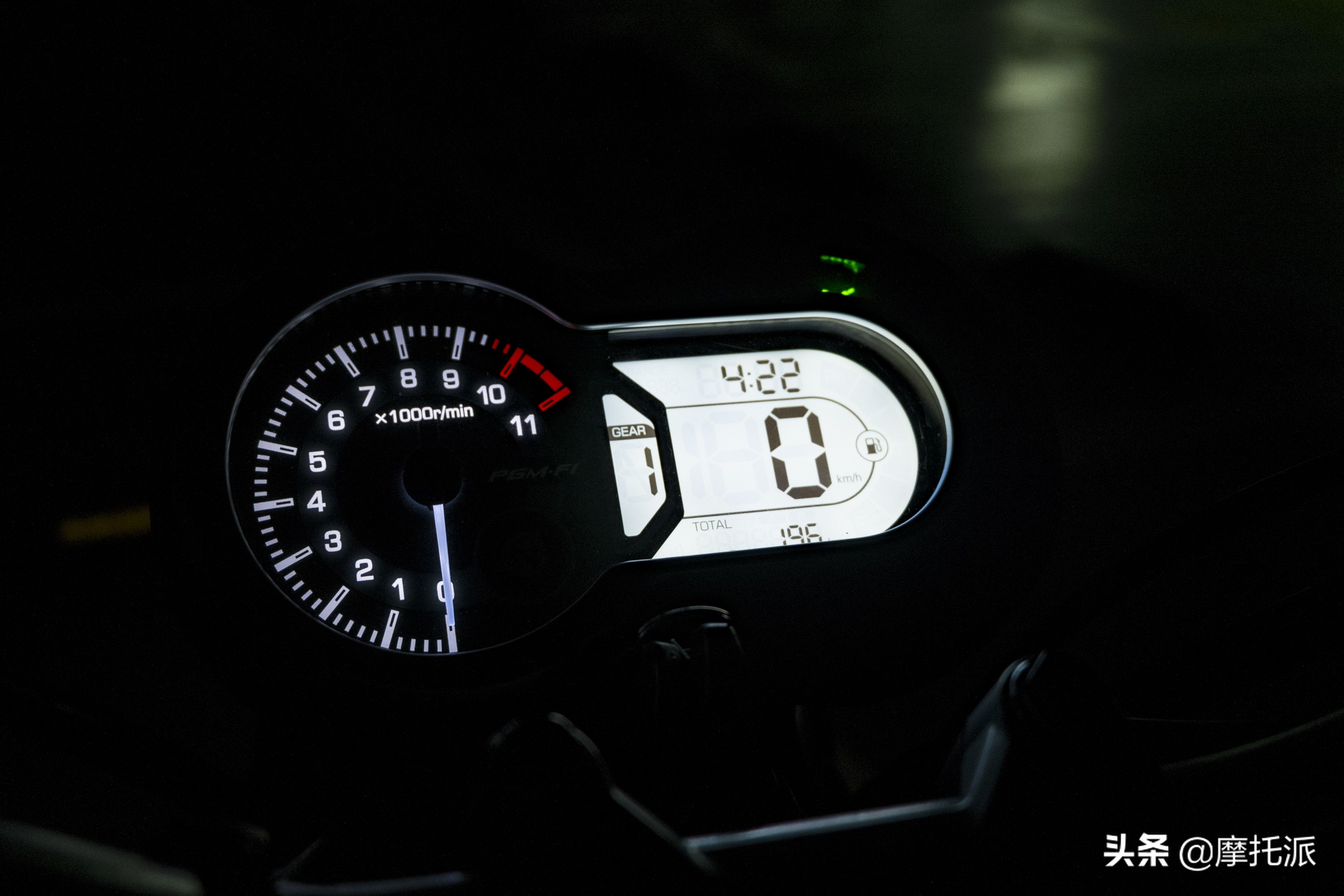 五羊本田鸷道190ss深度测评,新大洲本田cbf190tr和鸷道190