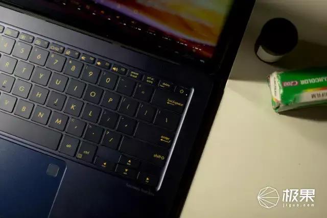 酷睿i77500,酷睿i77500u能装win7吗