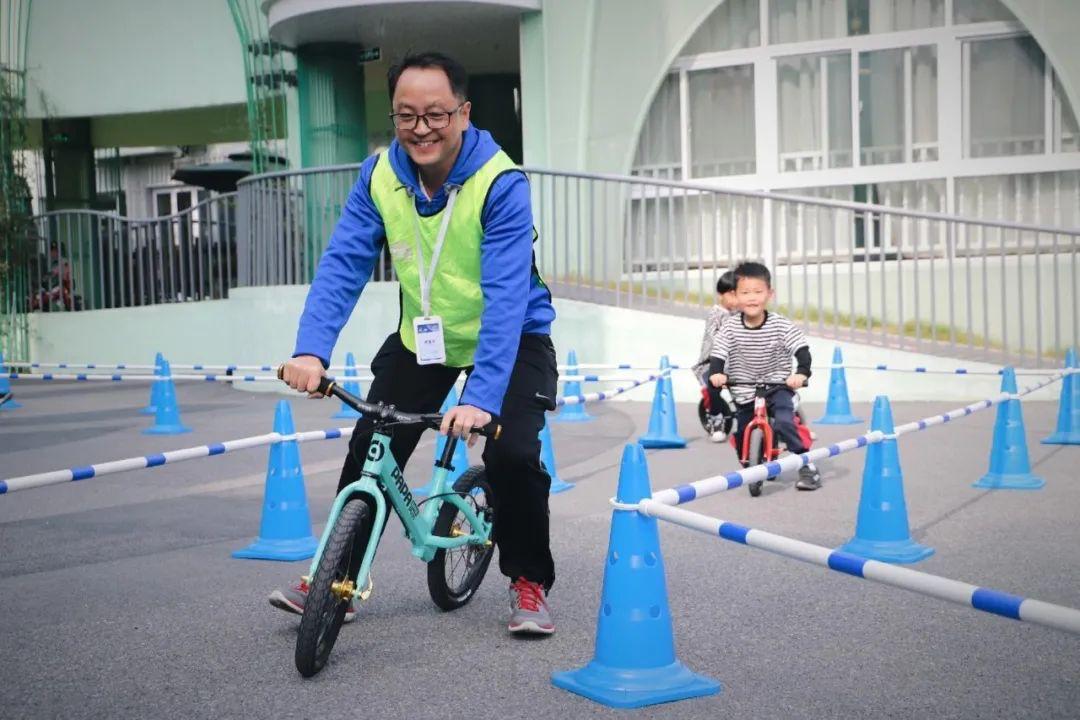 杩愬姩涓嶆伅,杩愬姩涓嶆伅鐕冨姩涓嶆